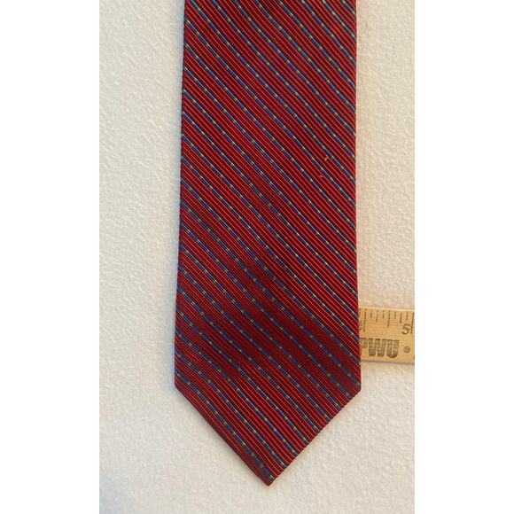 Hickey Freeman Men's Red Geometric Silk Necktie 60 x 3.75 in. - Picture 2 of 3